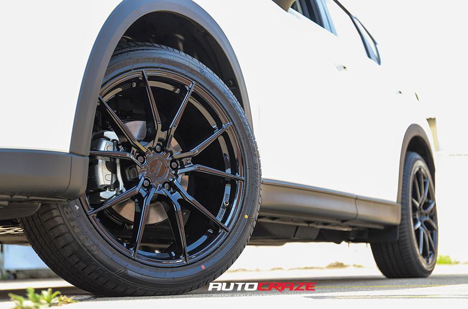 MAZDA CX5 VENOM GLOSS BLACK